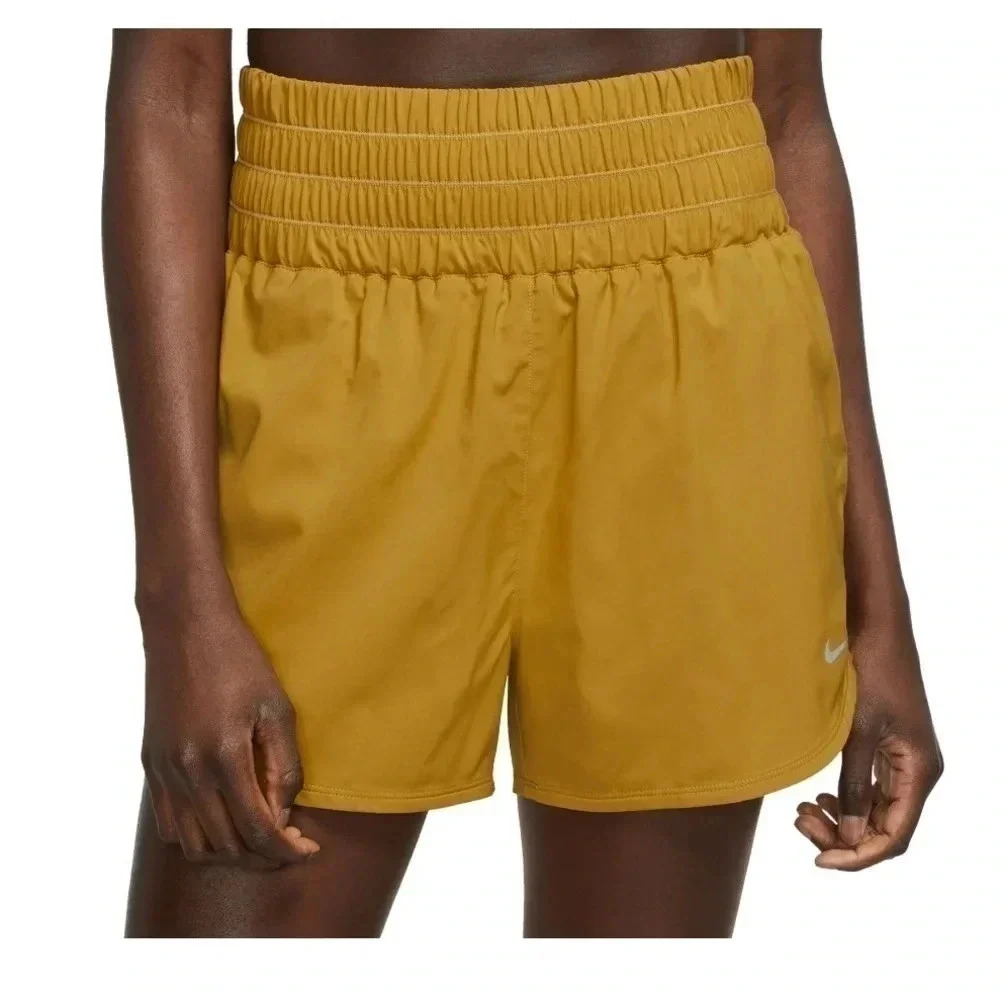 Nike One Women's Dri-FIT Ultra High-Waisted 3" Brief-Lined‎ Shorts **Size XS**